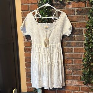 NWT Size Large White Smocked Short Sleeve Dress~Has straps for shoulders
